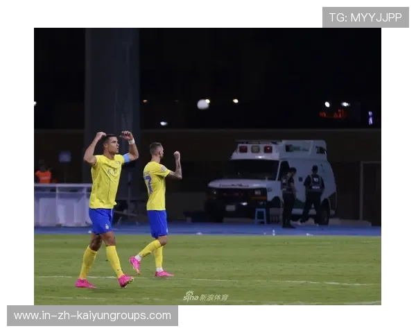 C罗门前抢射建功，利雅得胜利轻松掌控节奏